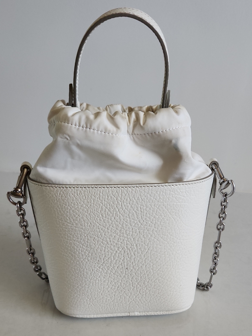 Maison Margiela Bucket Bag White Very Good Condition - Picture 2 of 7